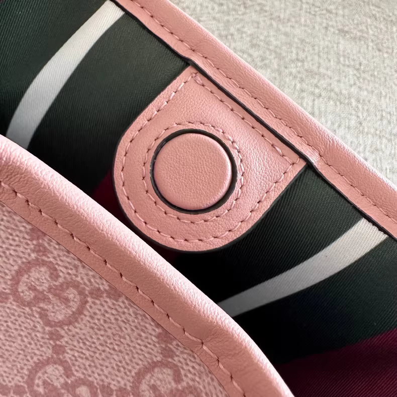 Gucci; Bucket Bag