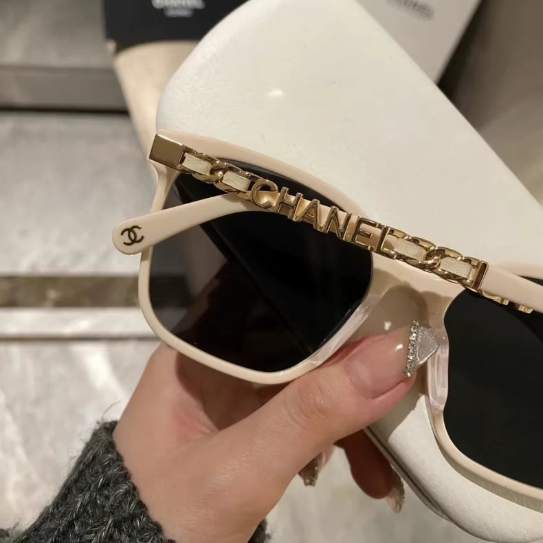 CHANEL Sunglasses