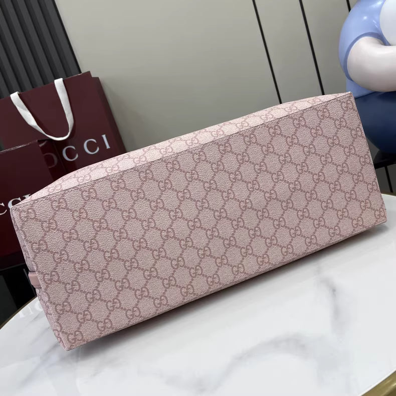 Gucci GG Emblem