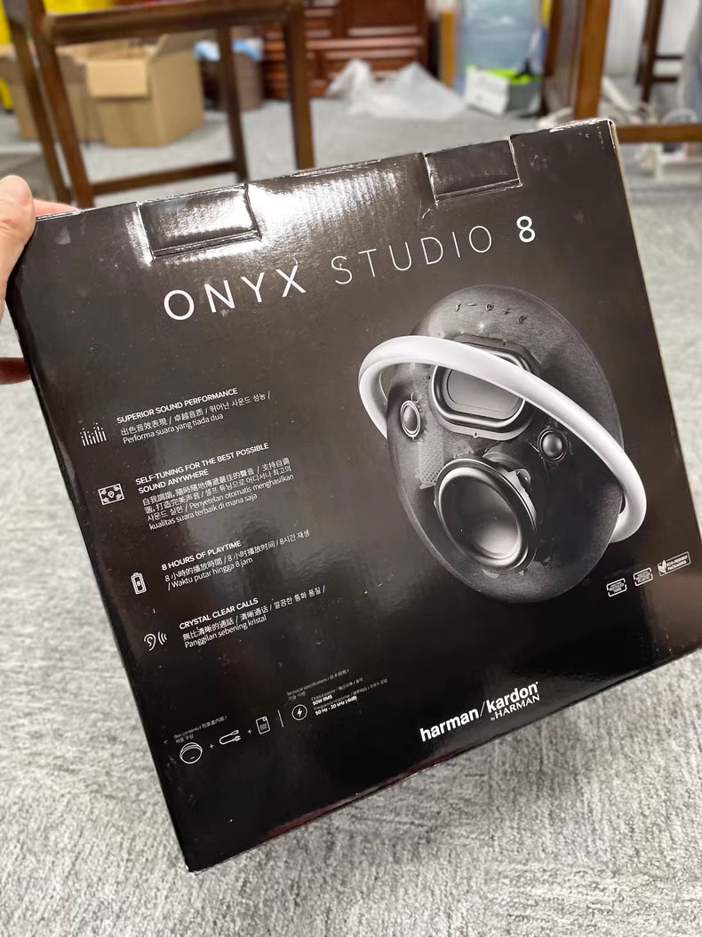 Harman Kardon Onyx Studio 8