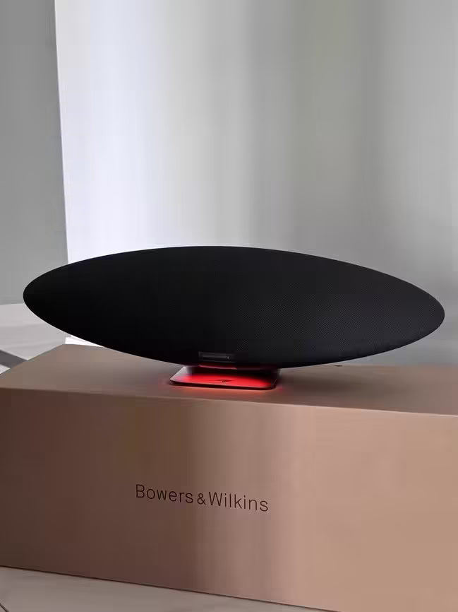 Bowers & Wilkins Zeppelin Pro Edition