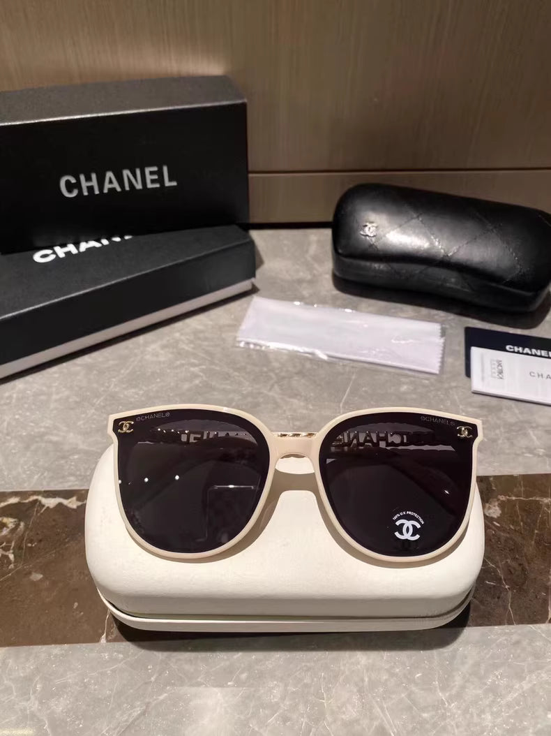 CHANEL Sunglasses