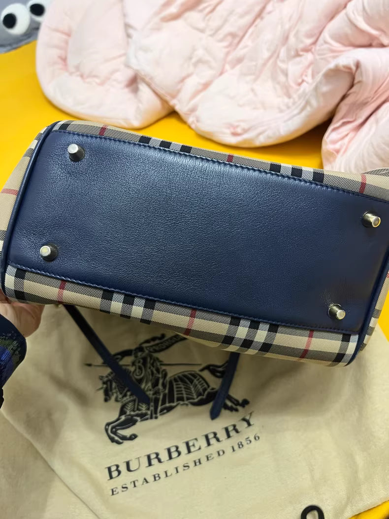 Burberry Tote Tandbag