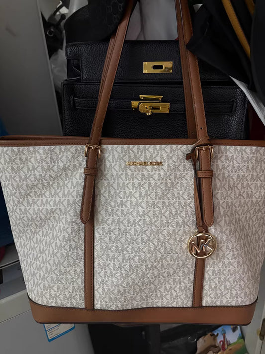 Michael Kors Shoulder Tote
