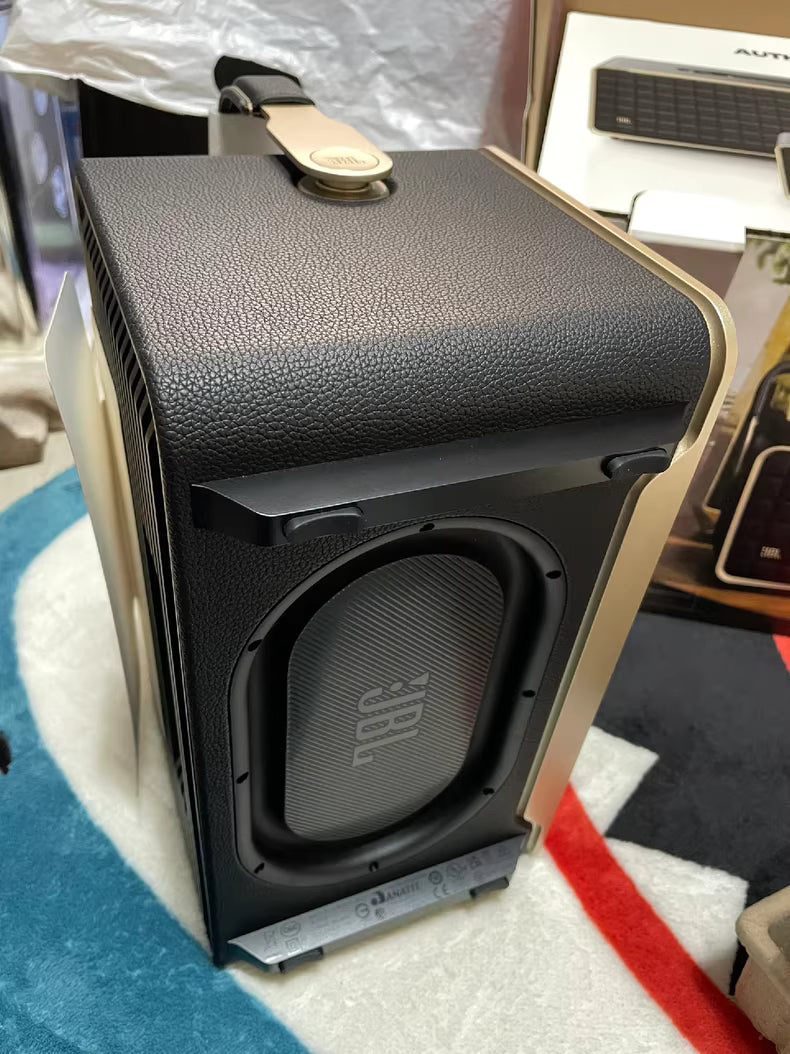 JBL Authentics 300