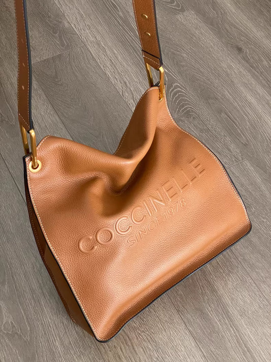 COCCINELLE Vanessa Newsboy Bag