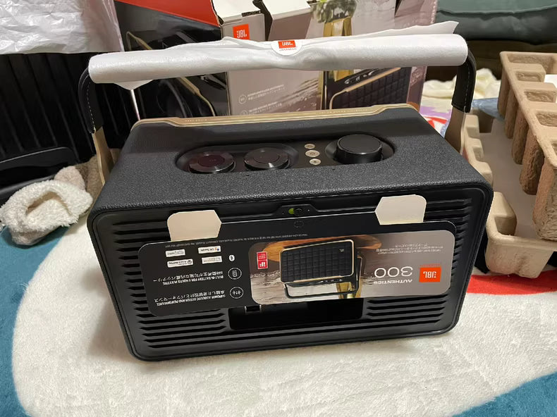 JBL Authentics 300