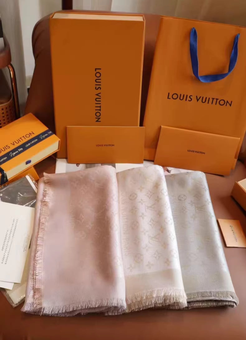 Louis Vuitton Shawl