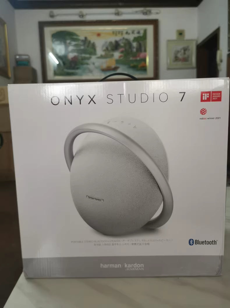 Harman Kardon Onyx Studio 7