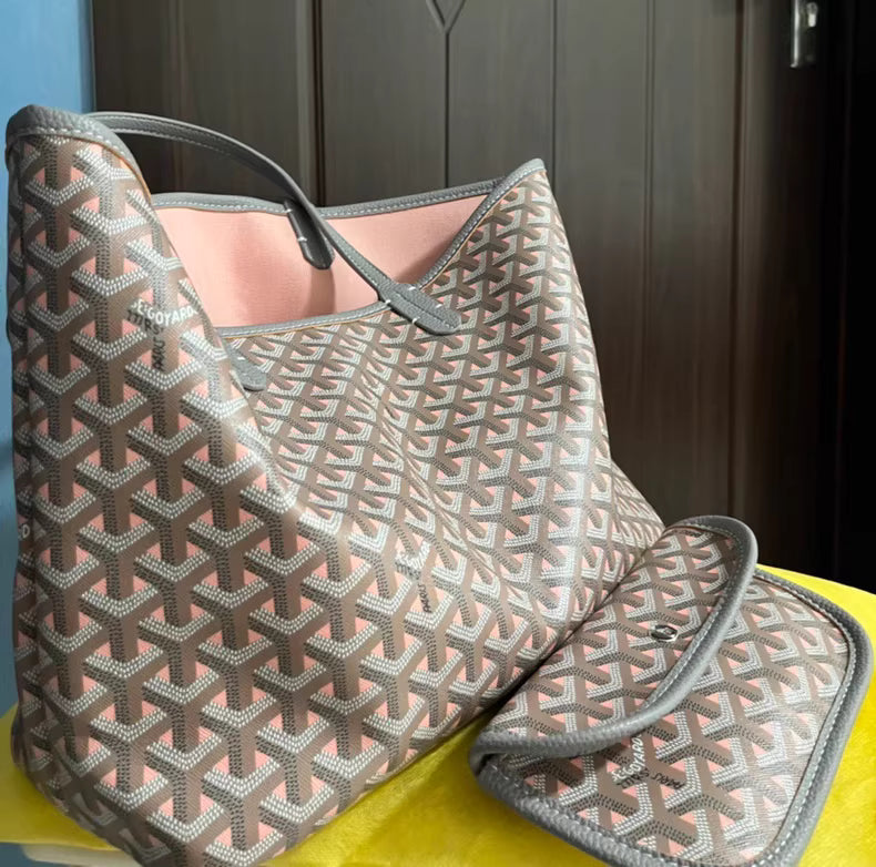 Goyard tote bag
