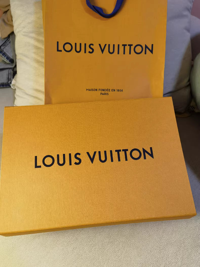 Louis Vuitton shawl