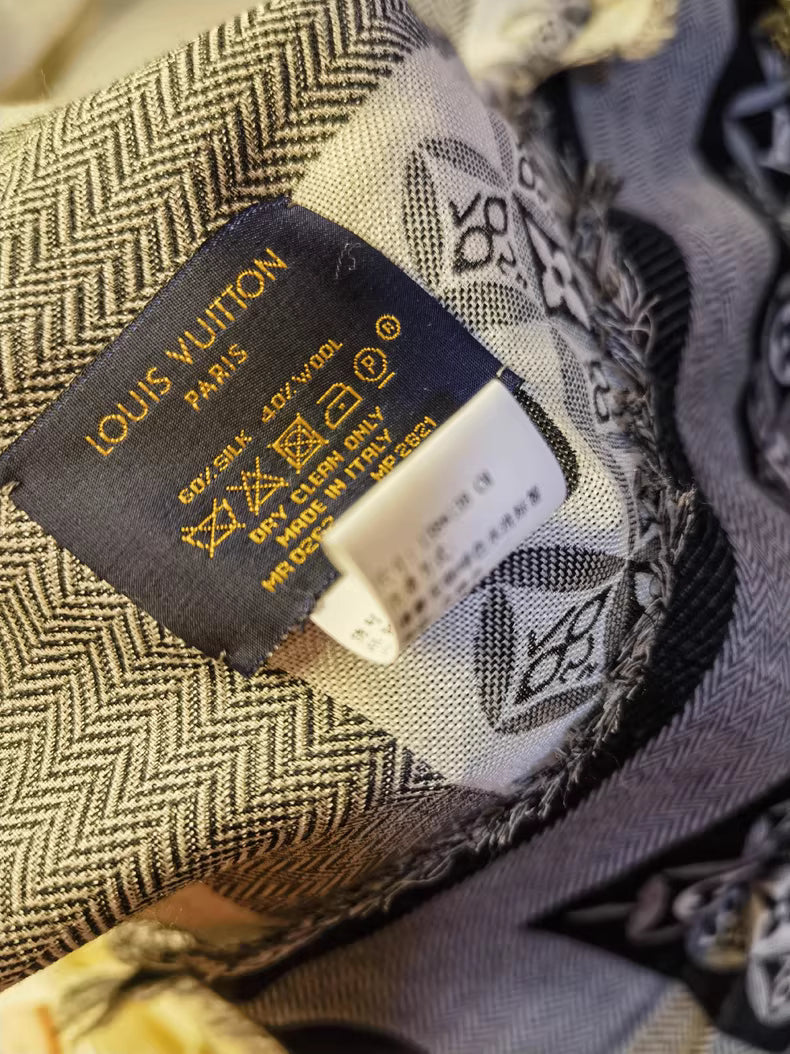 Louis Vuitton shawl