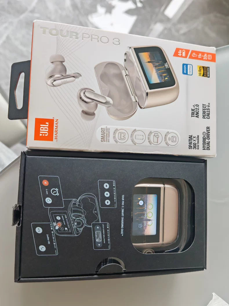 JBL Tour Pro 3