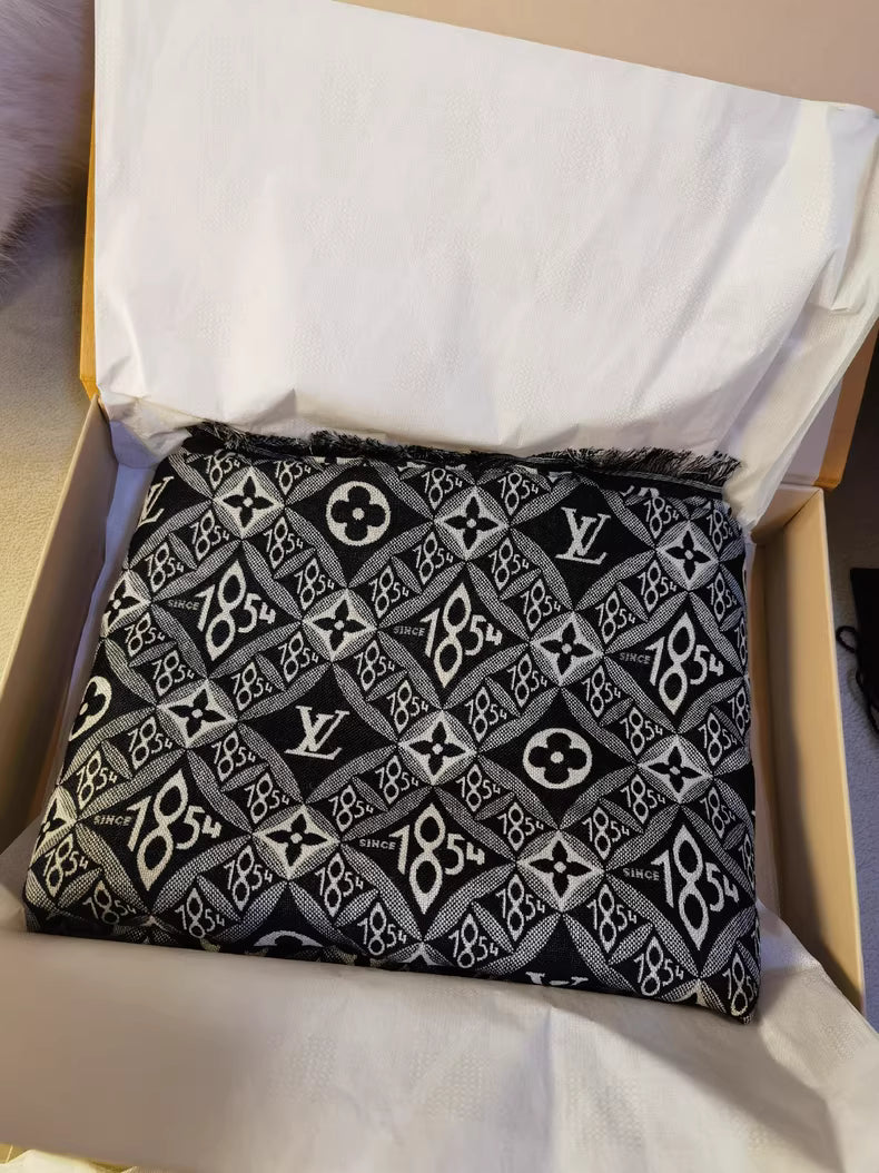 Louis Vuitton shawl