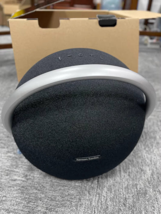 Harman Kardon Onyx Studio 8