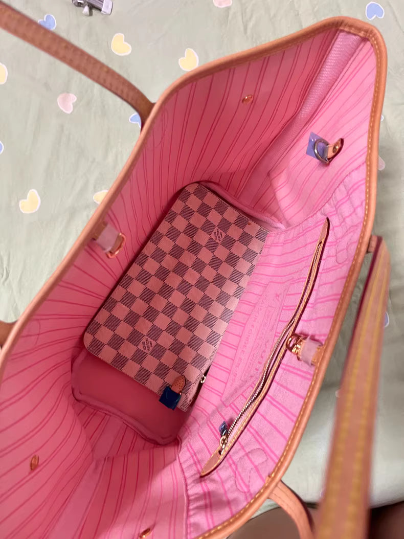 Louis Vuitton Neverfull Tot