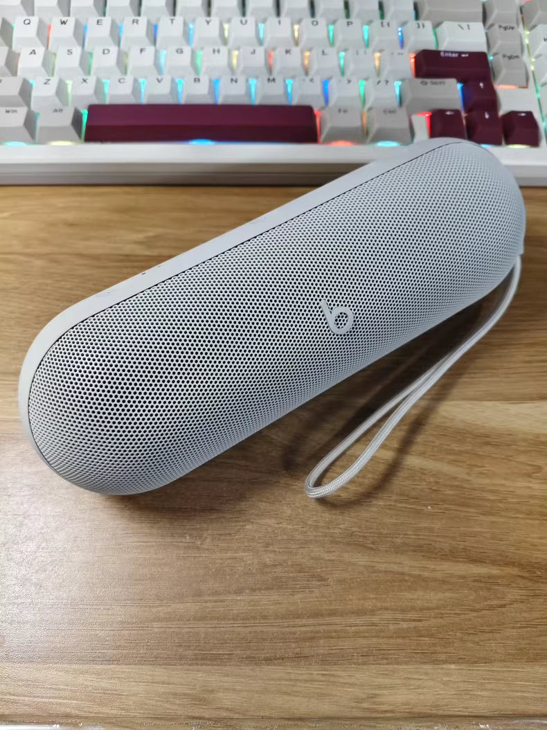 Beats Pill Kim Special Edition