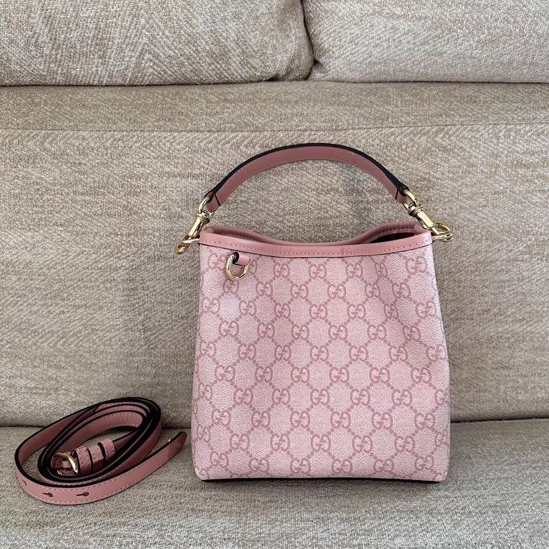 Gucci; Bucket Bag