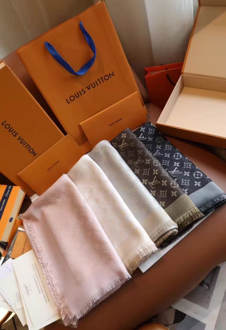 Louis Vuitton Shawl