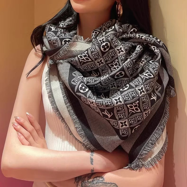 Louis Vuitton shawl