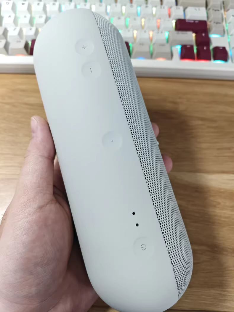 Beats Pill Kim Special Edition